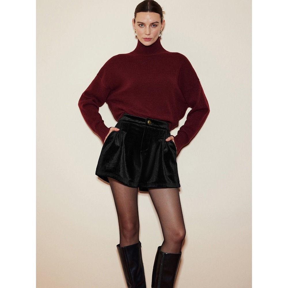 Commense Velvet Cozy Shorts Black size L